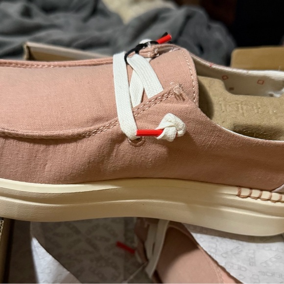 Wendy Rise Chambray Rose Shoes - Picture 2 of 3